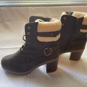 MUDD Ryder-08L Brown Faux Suede Boots, 9" high, w/3-1/4" heels, Women's Size 8.5